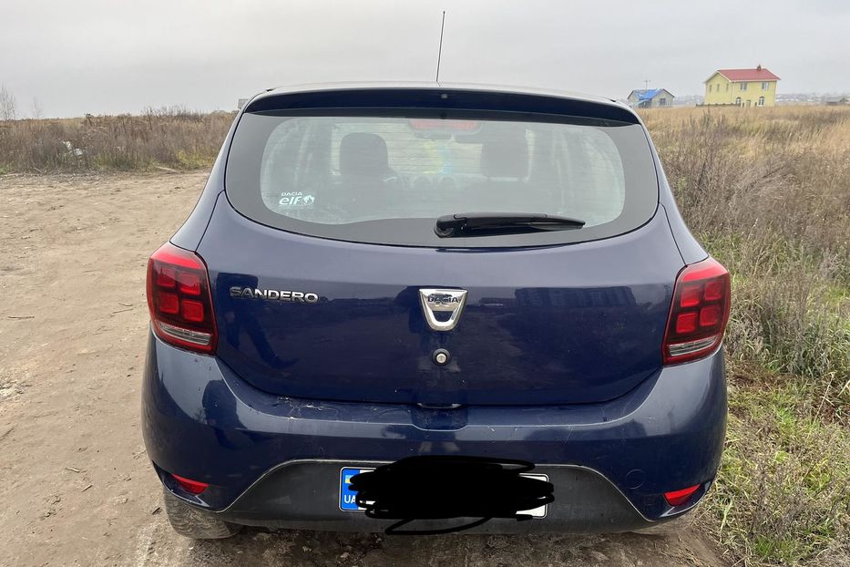 Продам Dacia Sandero 2017 года в Киеве