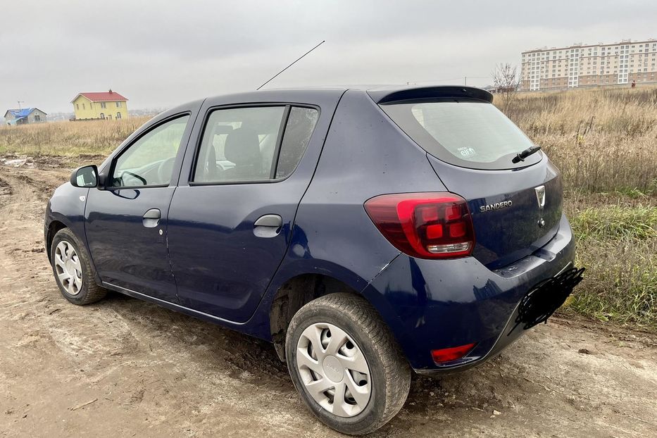 Продам Dacia Sandero 2017 года в Киеве