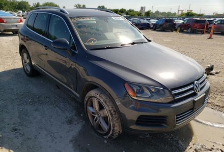 Продам Volkswagen Touareg V6 2013 года в Луцке