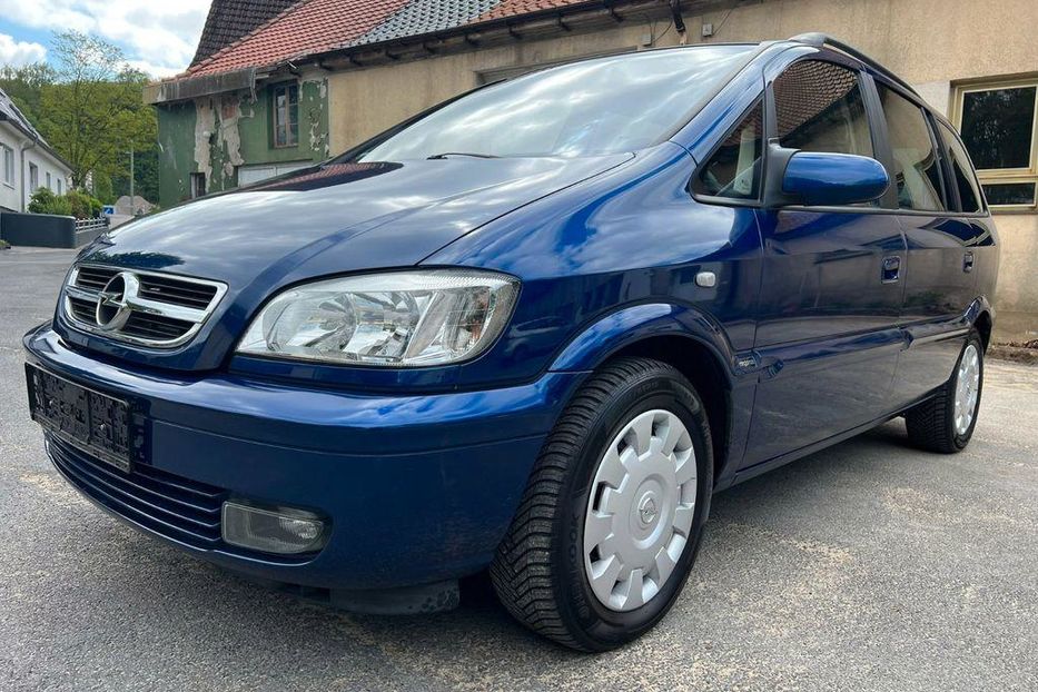 Продам Opel Zafira 2006 года в г. Герца, Черновицкая область