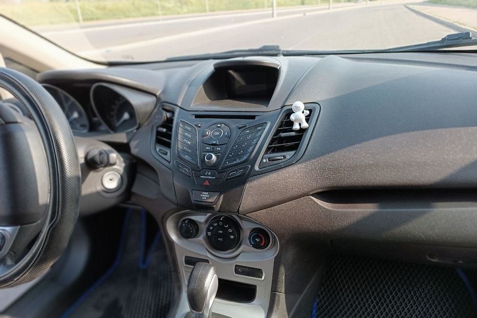 Продам Ford Fiesta 2015 года в Одессе