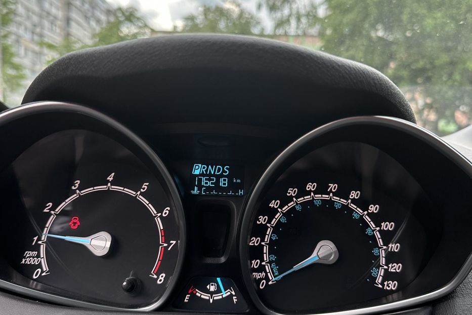 Продам Ford Fiesta 1.6 Ti-VCT MT (105 к.с) 2017 года в Киеве