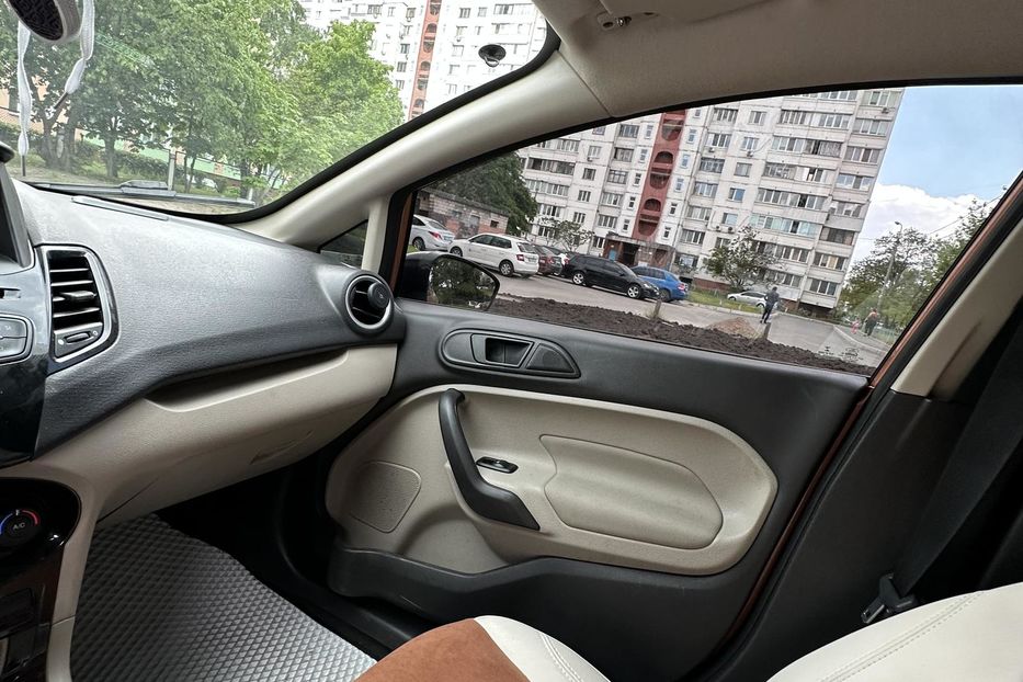 Продам Ford Fiesta 1.6 Ti-VCT MT (105 к.с) 2017 года в Киеве