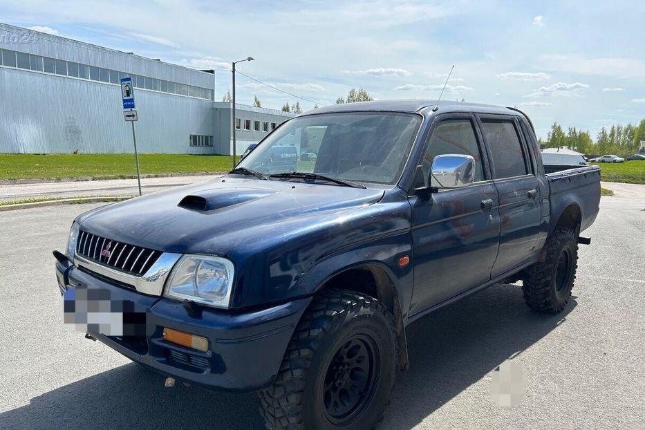 Продам Mitsubishi L 200 2001 года в г. Мостиска, Львовская область