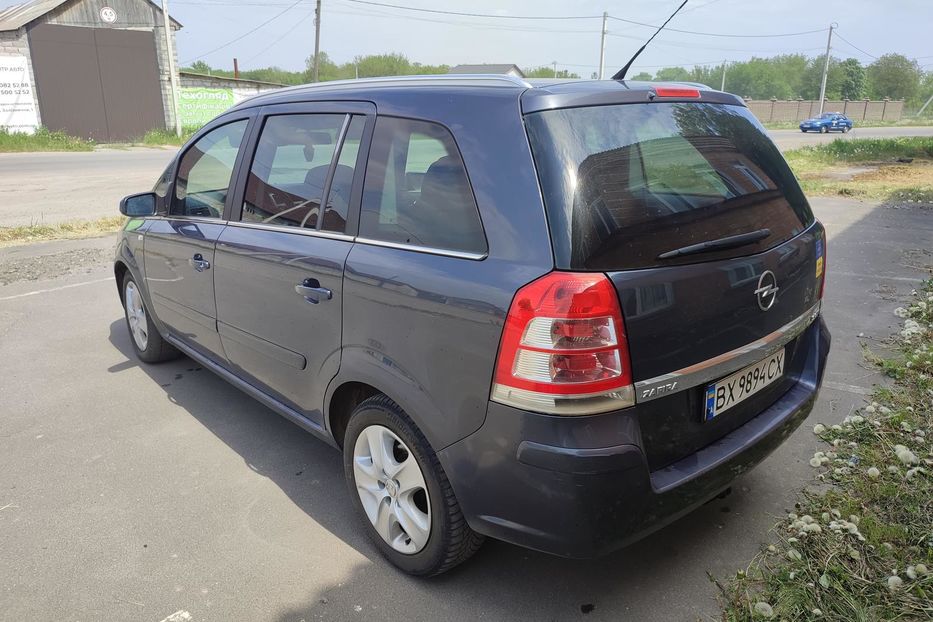 Продам Opel Zafira 2008 года в г. Староконстантинов, Хмельницкая область