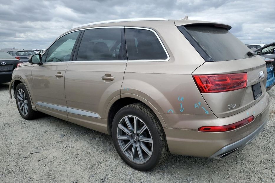 Продам Audi Q7 Prestige 2018 года в Киеве