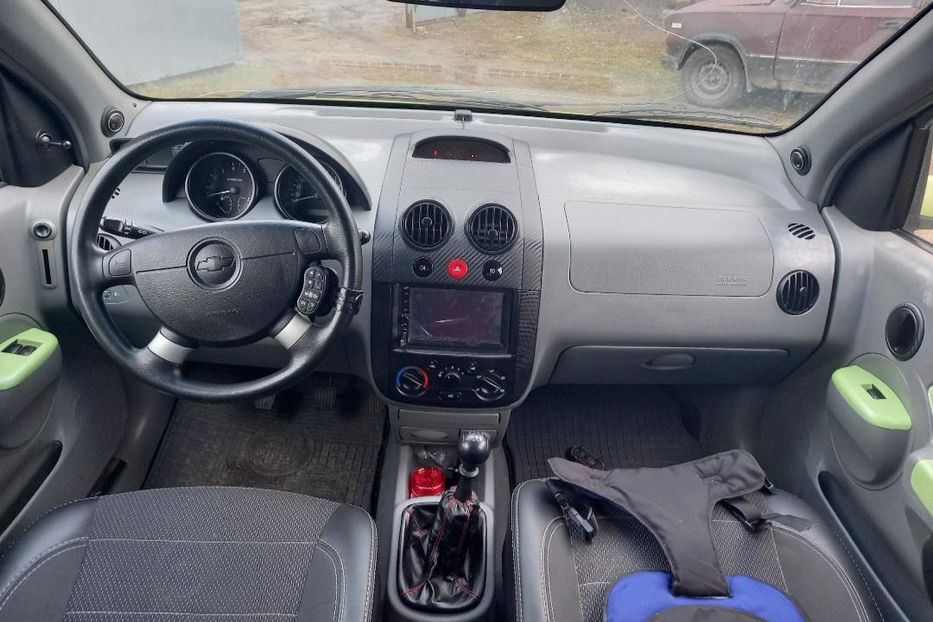 Продам Chevrolet Aveo 2004 года в Киеве