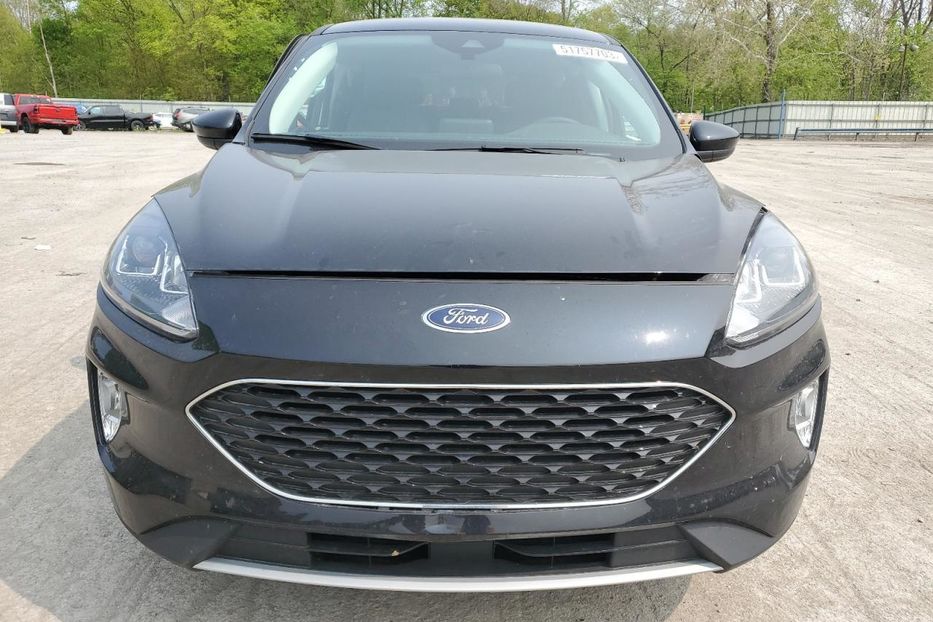 Продам Ford Escape SEL 2022 года в Киеве