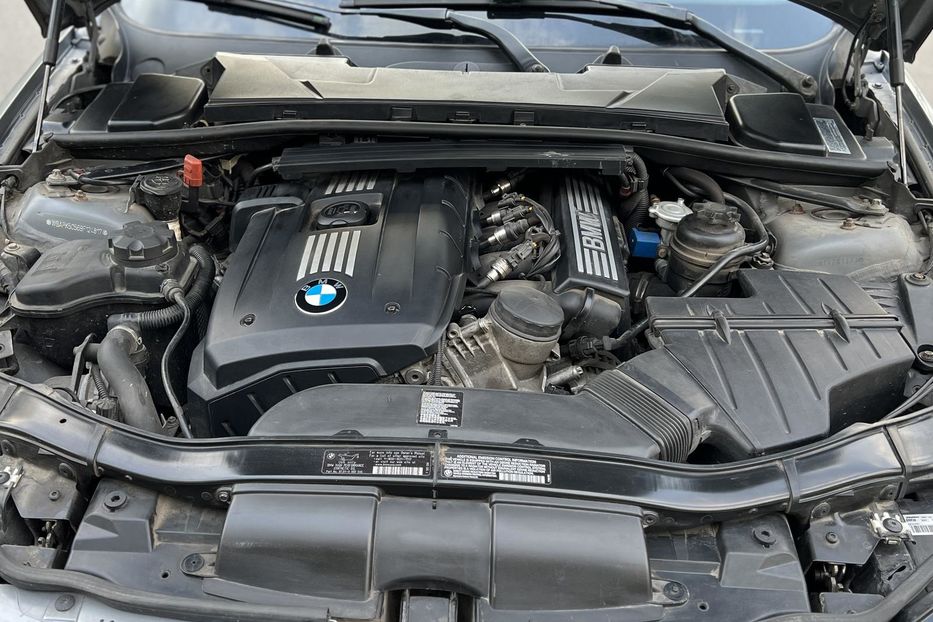 Продам BMW 328 x-drive 2011 года в Днепре