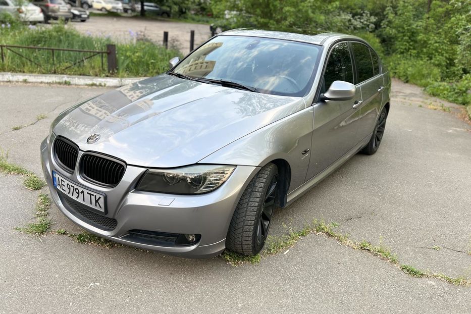 Продам BMW 328 x-drive 2011 года в Днепре