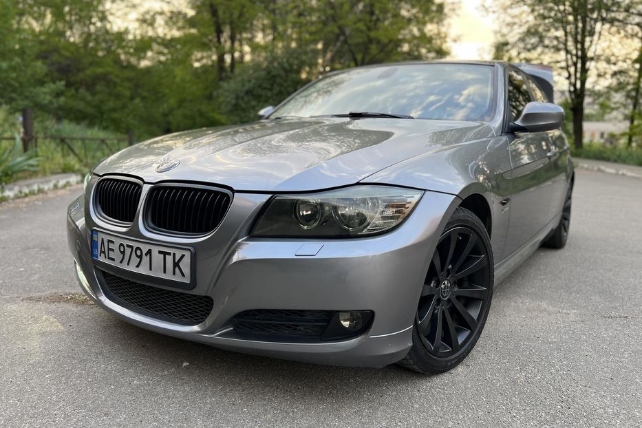 Продам BMW 328 X-drive 2011 года в Днепре