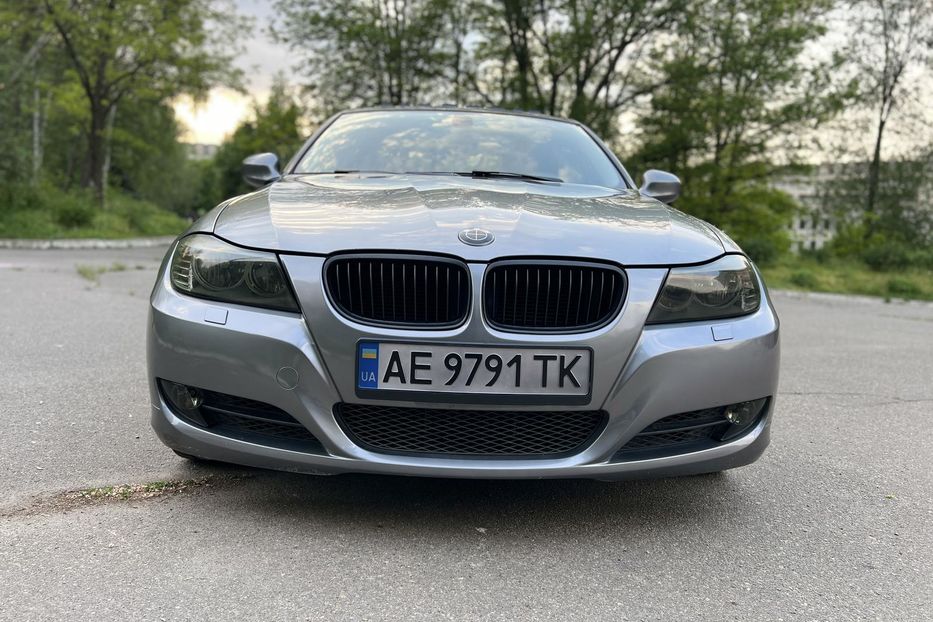 Продам BMW 328 X-drive 2011 года в Днепре