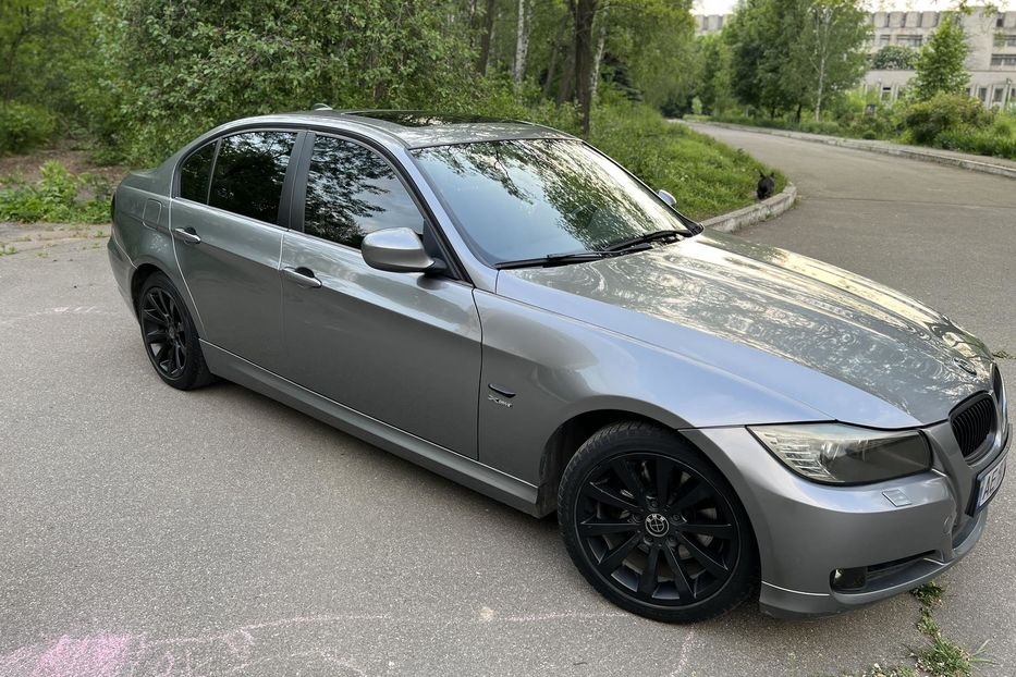 Продам BMW 328 X-drive 2011 года в Днепре