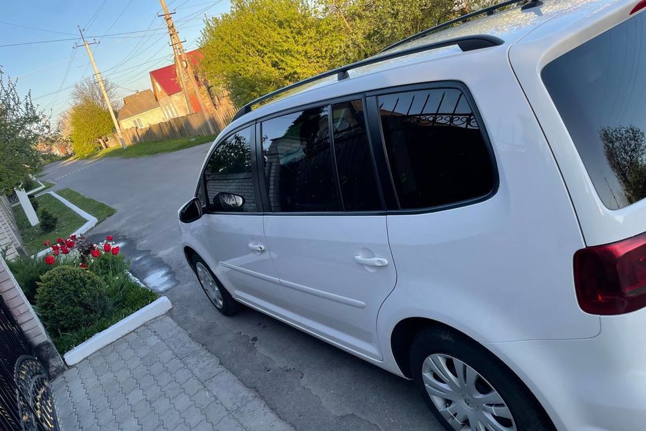 Продам Volkswagen Touran TSI 2011 года в г. Звенигородка, Черкасская область