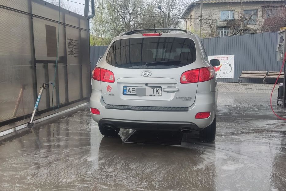 Продам Hyundai Grand Santa Fe cm 2007 года в Днепре