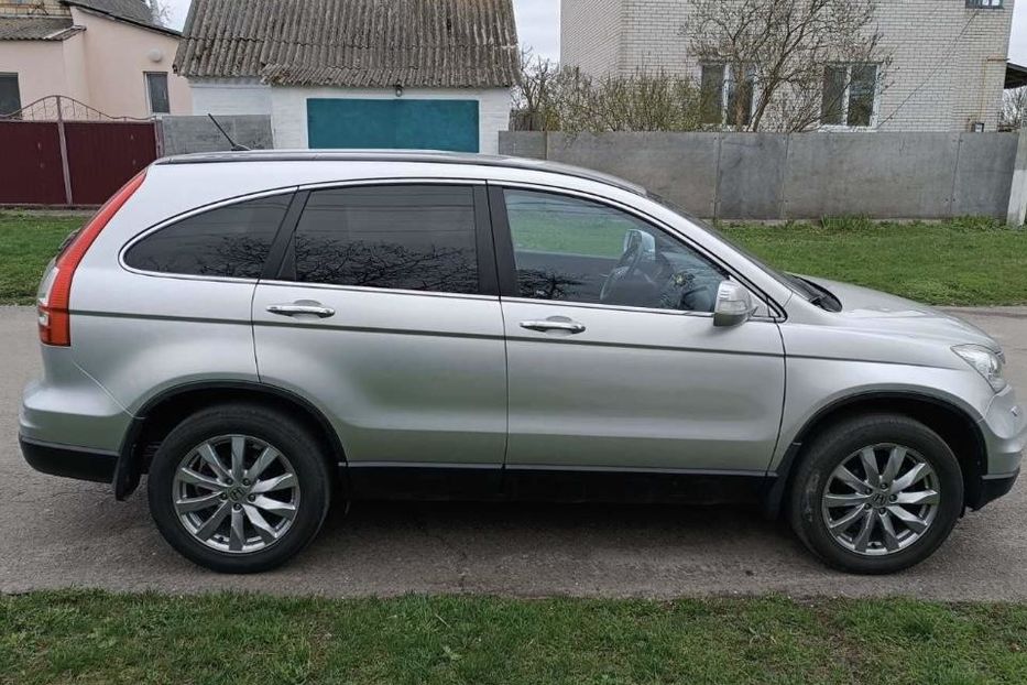 Продам Honda CR-V 2011 года в г. Узин, Киевская область