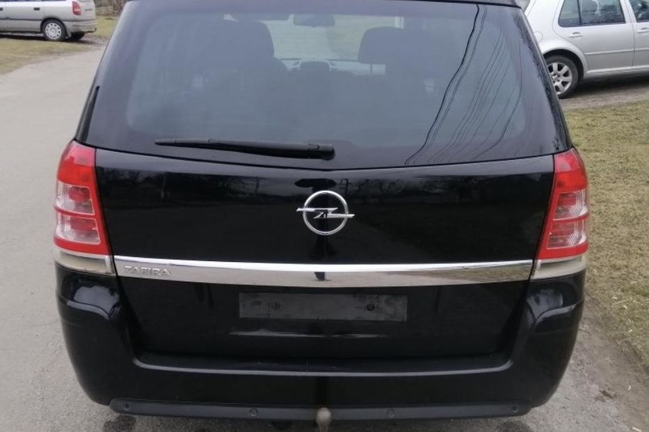 Продам Opel Zafira 2011 года в г. Узин, Киевская область