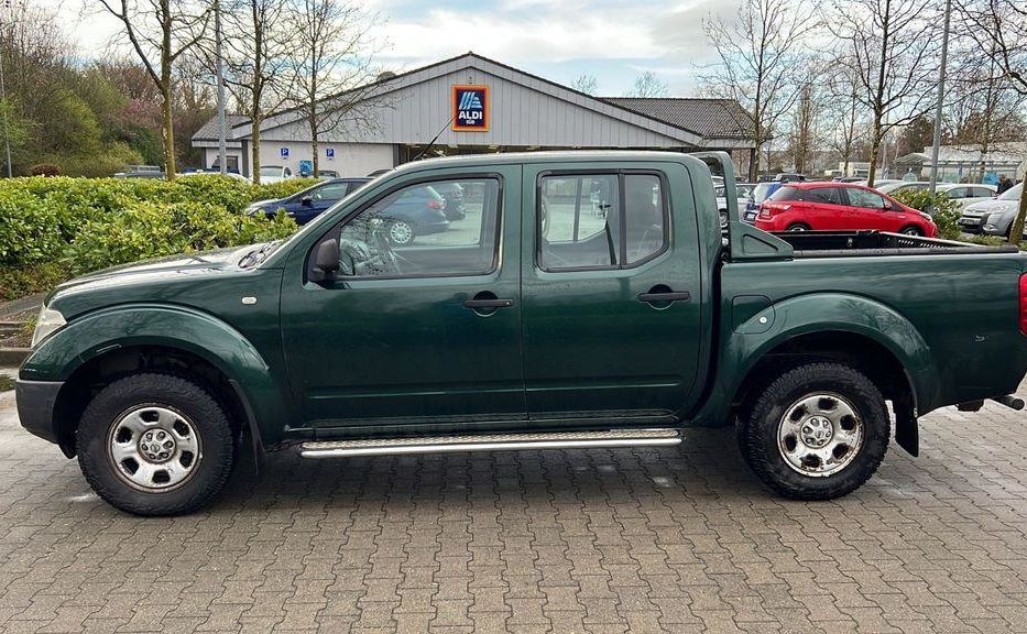 Продам Nissan Navara 2007 года в Киеве