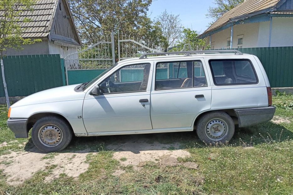 Продам Opel Kadett Универсал 1988 года в г. Килия, Одесская область