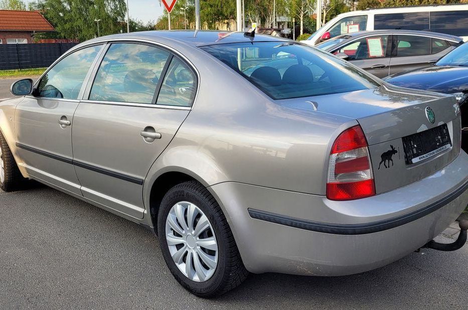 Продам Skoda Superb 2006 года в Киеве