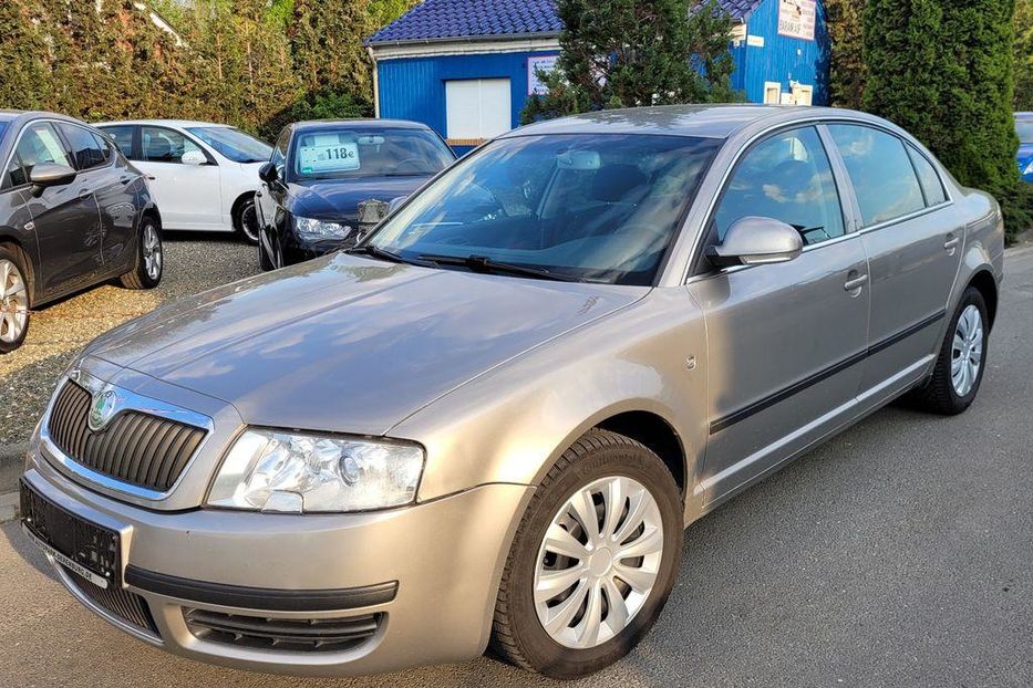 Продам Skoda Superb 2006 года в Киеве