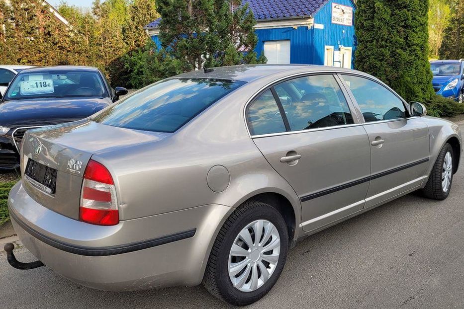 Продам Skoda Superb 2006 года в Киеве