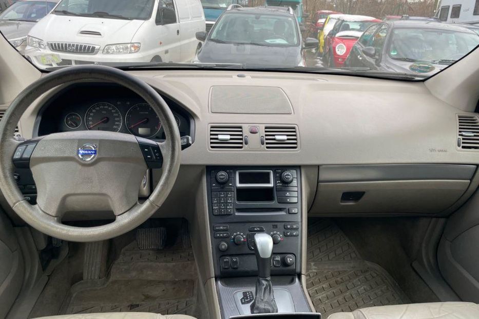 Продам Volvo XC90 2005 года в Киеве