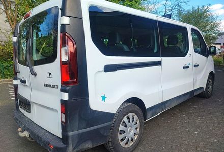 Продам Renault Trafic пасс. 2016 года в Киеве