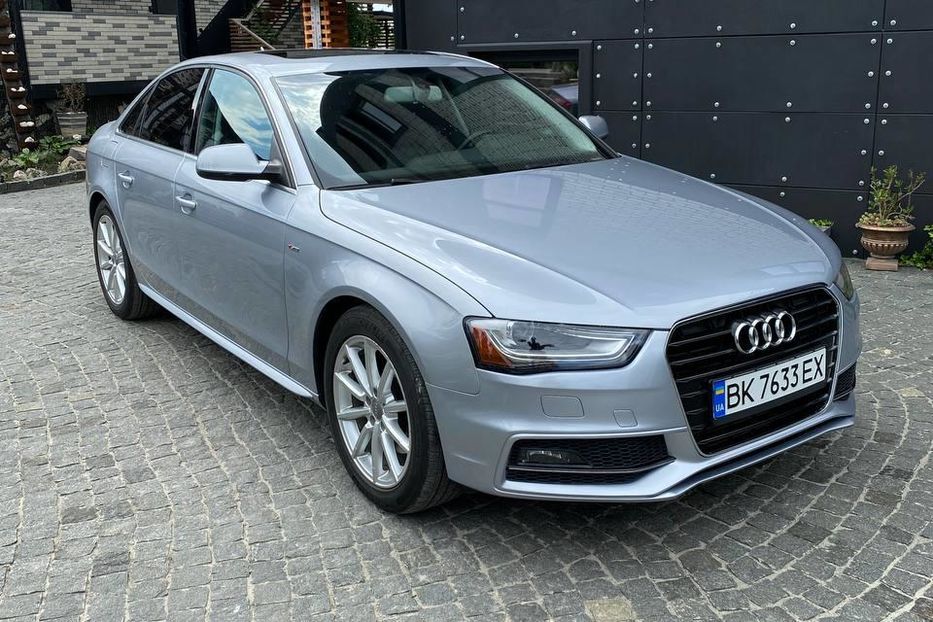 Продам Audi A4 2014 года в Харькове