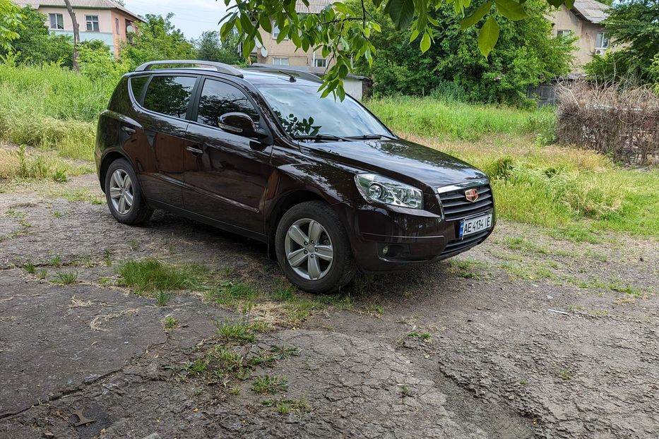 Продам Geely Emgrand X7 LUX 2014 года в г. Кривой Рог, Днепропетровская область