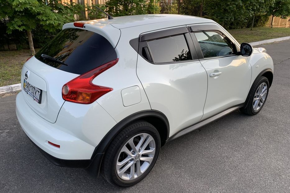 Продам Nissan Juke 4WD 1.6 AT TURBO (190к.с)  2011 года в Киеве