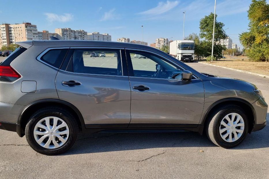 Продам Nissan Rogue 2017 года в Запорожье