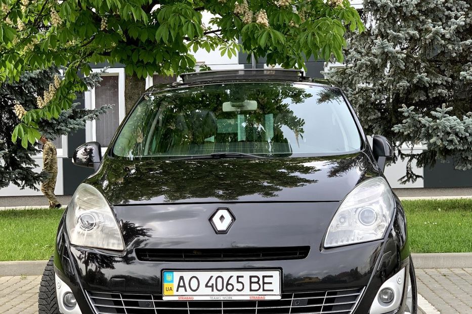 Продам Renault Grand Scenic 1.5  2010 года в г. Мукачево, Закарпатская область