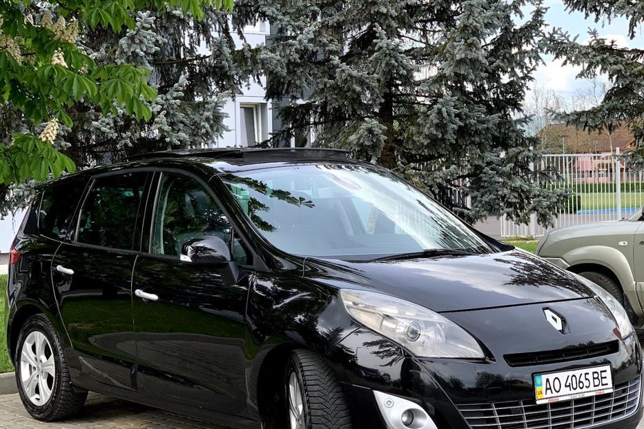 Продам Renault Grand Scenic 1.5  2010 года в г. Мукачево, Закарпатская область