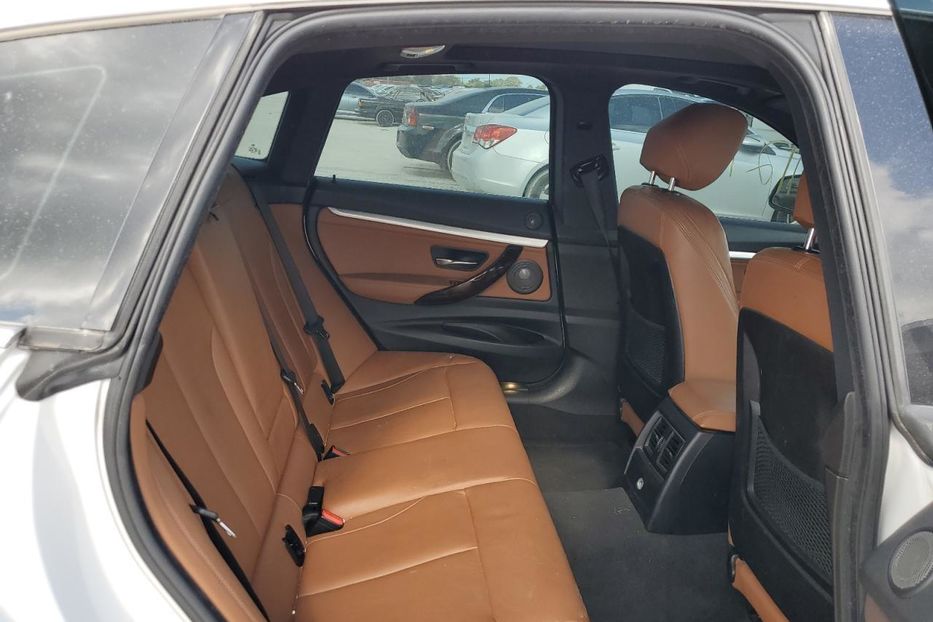 Продам BMW 3 Series GT 330 2017 года в Киеве