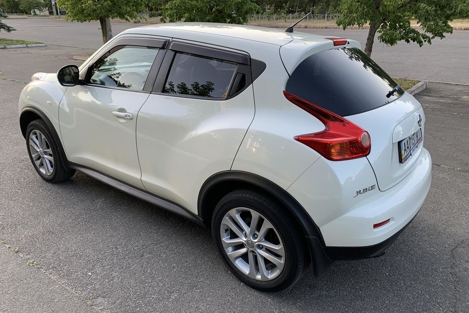 Продам Nissan Juke 4WD 1.6 AT TURBO (190 к.с)  2011 года в Киеве