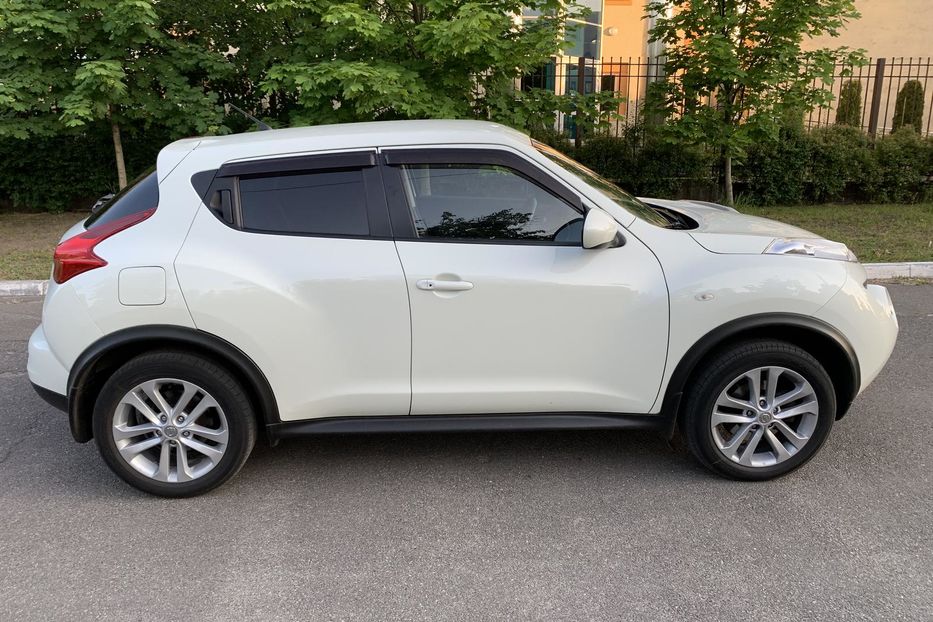 Продам Nissan Juke 4WD 1.6 AT TURBO (190 к.с)  2011 года в Киеве