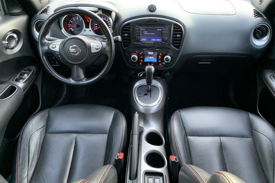 Продам Nissan Juke 4WD 1.6 AT TURBO (190 к.с)  2011 года в Киеве