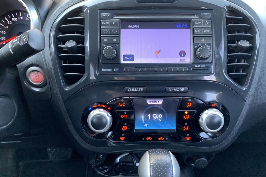 Продам Nissan Juke 4WD 1.6 AT TURBO (190 к.с)  2011 года в Киеве