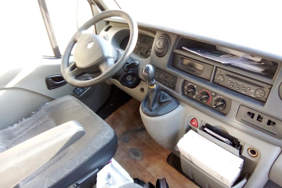 Продам Renault Master груз. 2006 года в Одессе