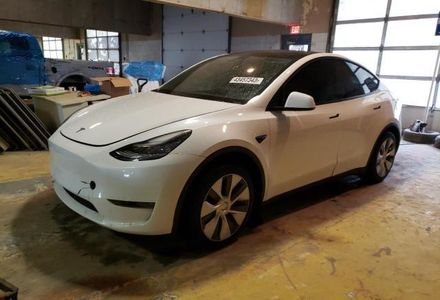 Продам Tesla Model Y Long Range 75 kWh (351 лс)  2020 года в Черновцах