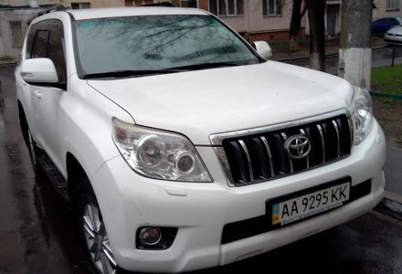 Продам Toyota Land Cruiser Prado 2012 года в Киеве