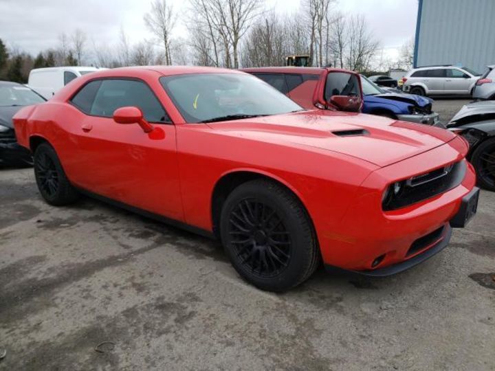 Продам Dodge Challenger SXT 2015 года в Черновцах