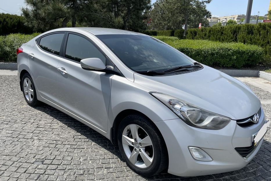 Продам Hyundai Elantra 2012 года в Днепре