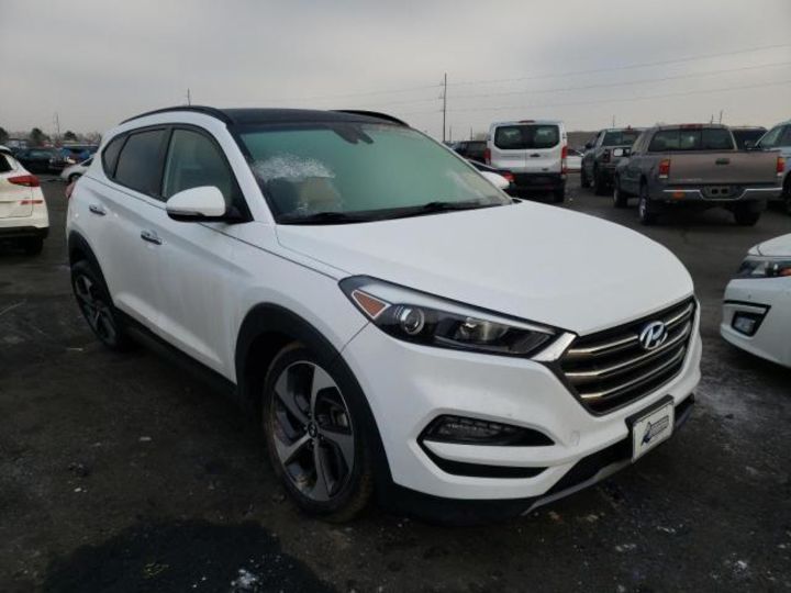 Продам Hyundai Tucson 2017 года в Черновцах