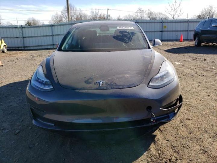 Продам Tesla Model 3 60 kWh (325 лс) 2020 года в Черновцах