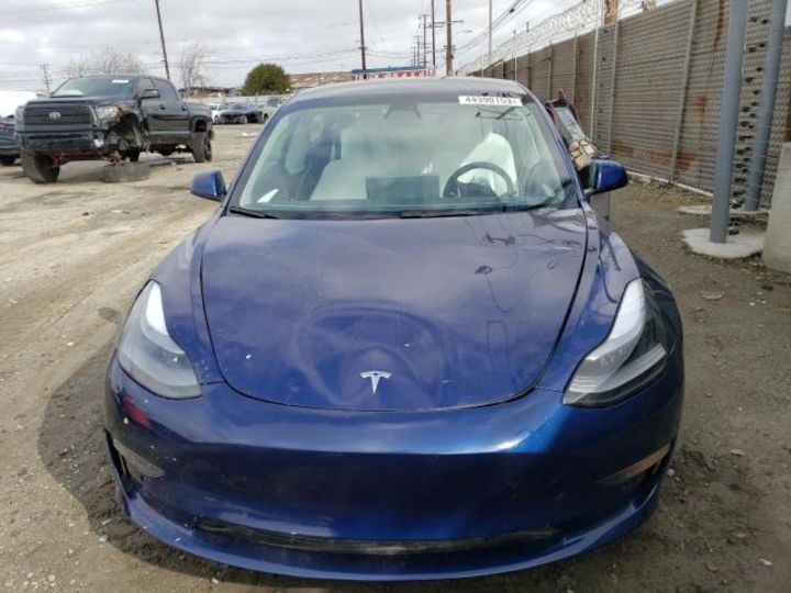 Продам Tesla Model 3 Maximum Range 80.5 kWh 441 лс 2022 года в Черновцах