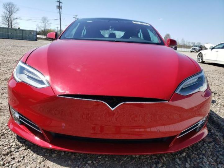 Продам Tesla Model S 100D 100 kWh (422 лс) 2019 года в Черновцах