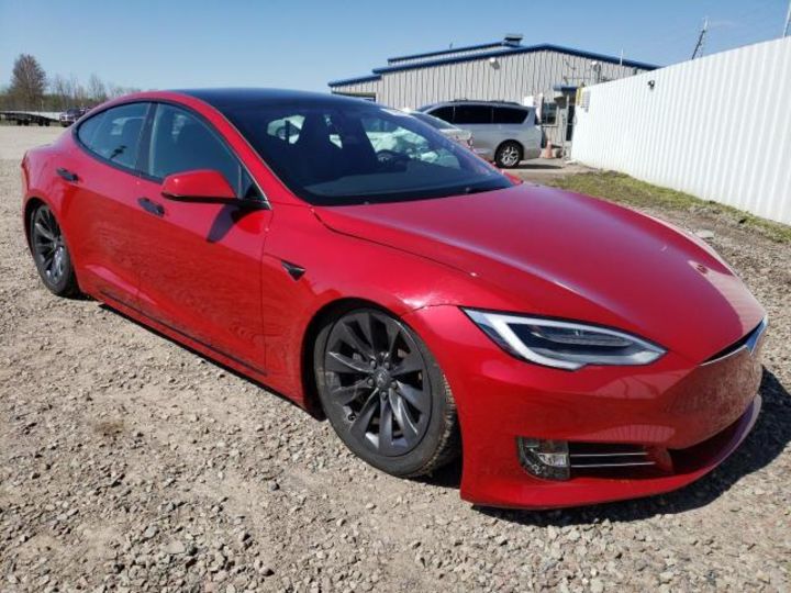 Продам Tesla Model S 100D 100 kWh (422 лс) 2019 года в Черновцах