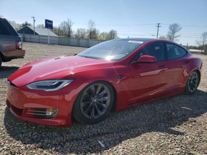 Продам Tesla Model S 100D 100 kWh (422 лс) 2019 года в Черновцах